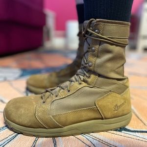 Danner cayote tachyon combat boots, military tactical boots,